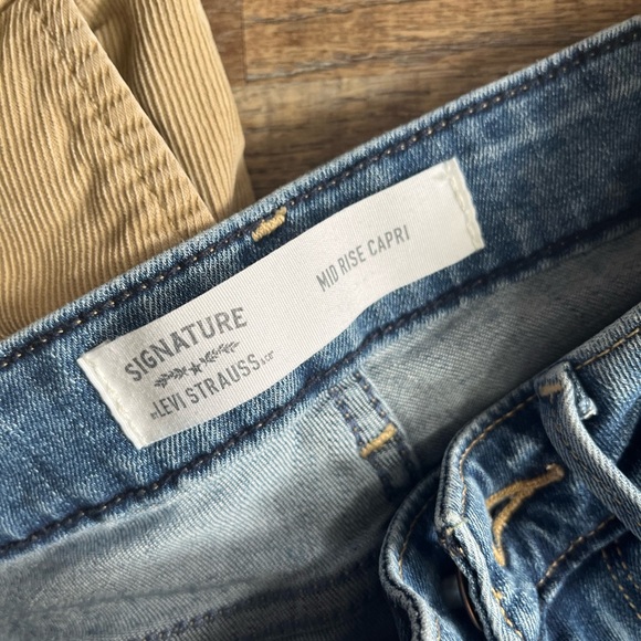 Women’s pants. Lot of 3 pairs pants and 1 pair capris. Sz 4 - Picture 5 of 6